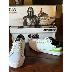 Star Wars‎ Mandalorian Sz 4 Kids Unisex Lace Up Sneakers Gorgu Disney Cruise NIB